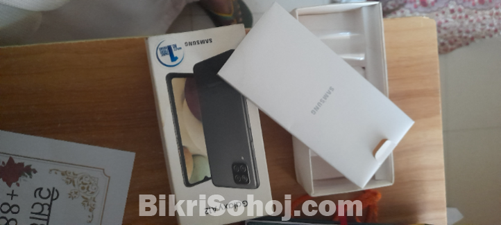 Samsung galaxy a12